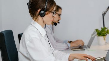 Personalizacja za pomocą voicebotów – jak poprawić standard obsługi klienta?