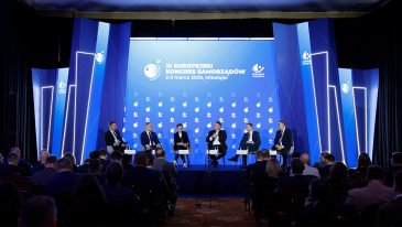 Samorząd w czasach niepewności